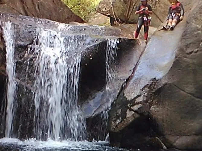 Vut La Taberna I Дом отдыха Пойялес-дель-Ойо