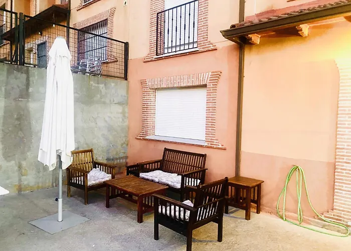 Vut La Taberna I Дом отдыха Пойялес-дель-Ойо