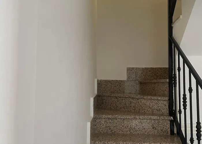 Vut La Taberna I Пойялес-дель-Ойо